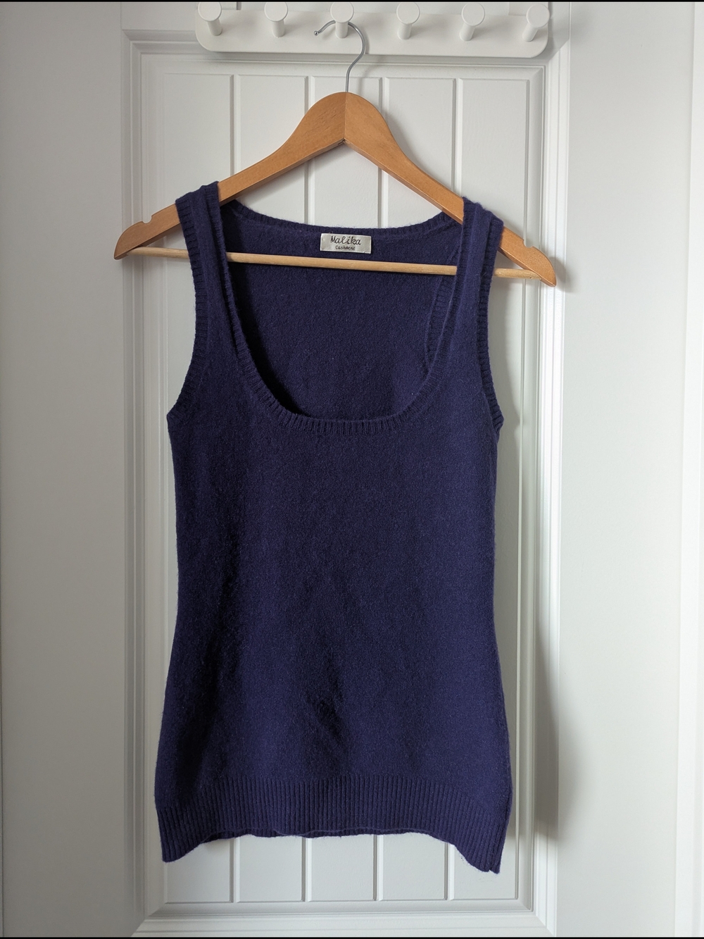 Maika Purple Cashmere Scoop neck Tank Top Small